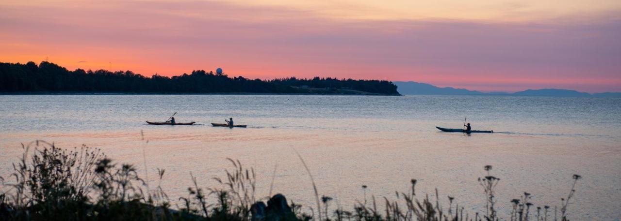 Kye Bay Bnb - A Place To Breathe Comox Extérieur photo